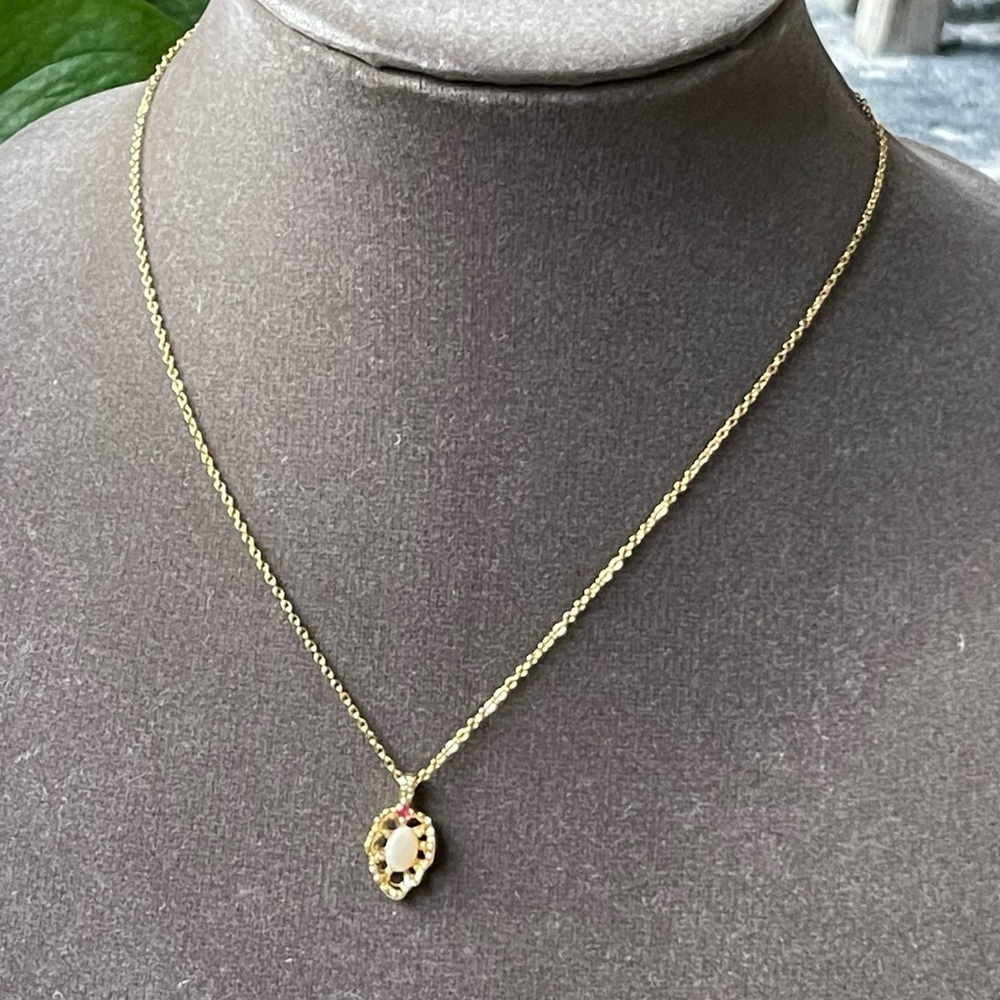 Vintage Van Doran Genuine Opal and Ruby Gold Chain Necklace